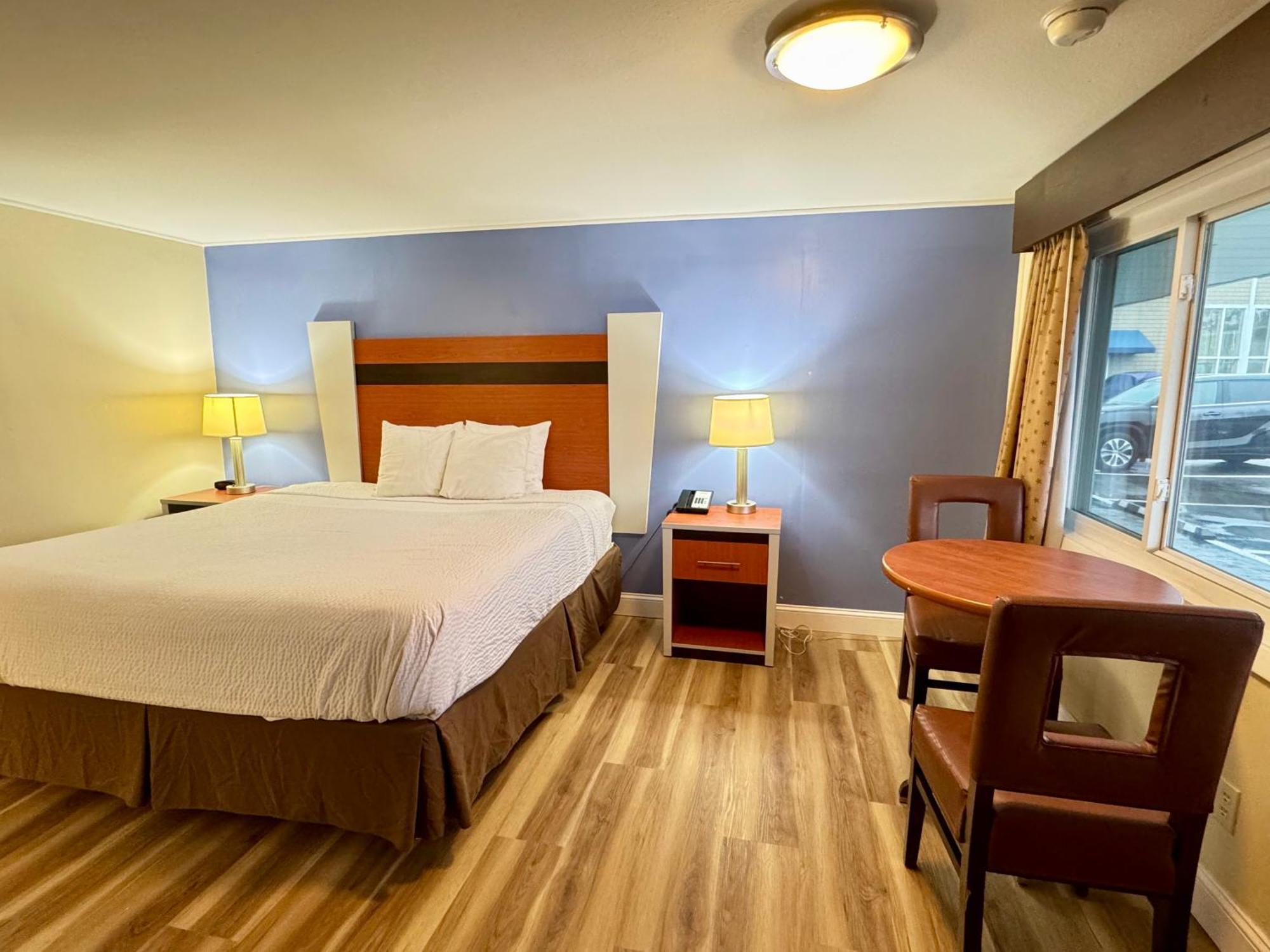 Days Inn By Wyndham - Cape Cod West Yarmouth Dış mekan fotoğraf